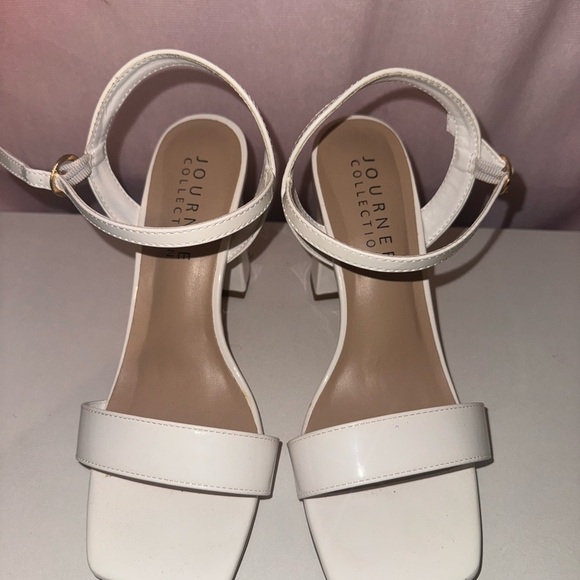 Journee Collection White Heels with Ankle Strap sz 8 - Picture 1 of 4